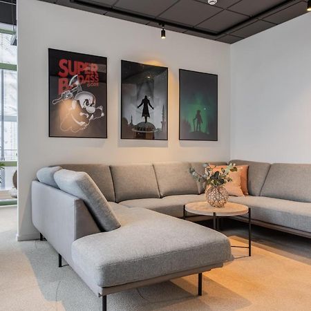 Homex Hotel For Gamers Täby Eksteriør billede