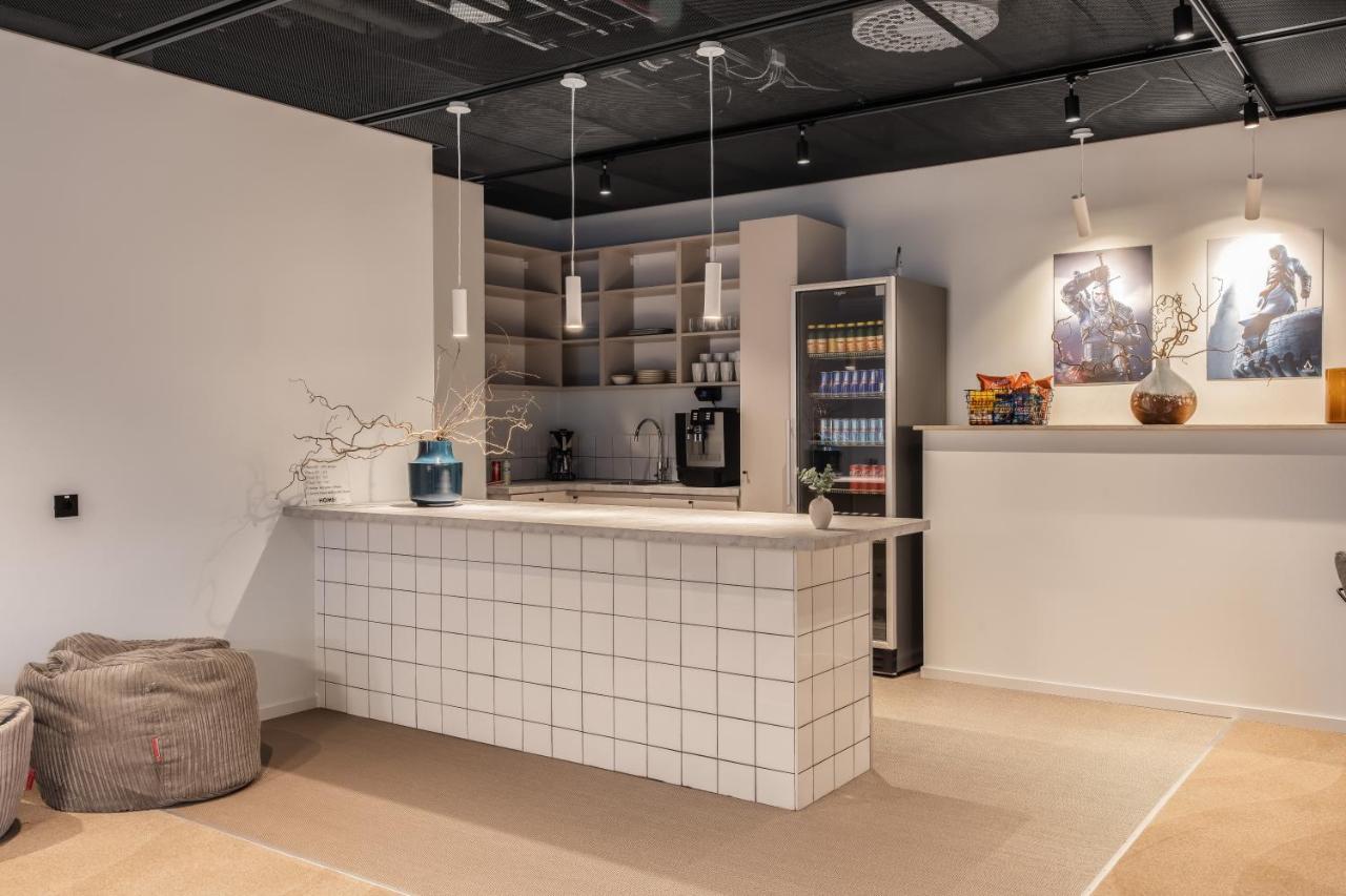 Homex Hotel For Gamers Täby Eksteriør billede