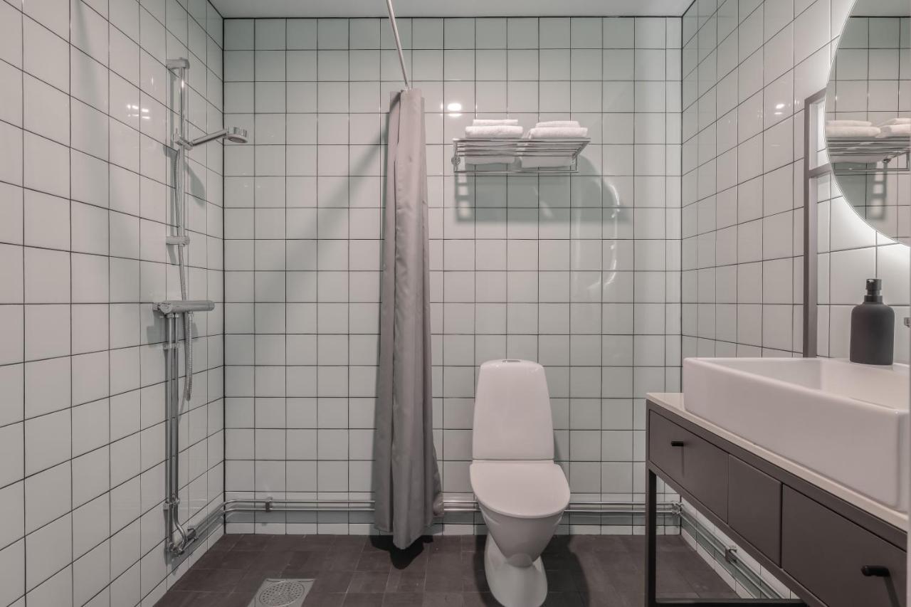 Homex Hotel For Gamers Täby Eksteriør billede